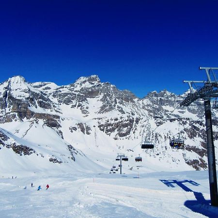 הוילה וארצו Casa Vacanza In Tipico Chalet Di Montagna מראה חיצוני תמונה